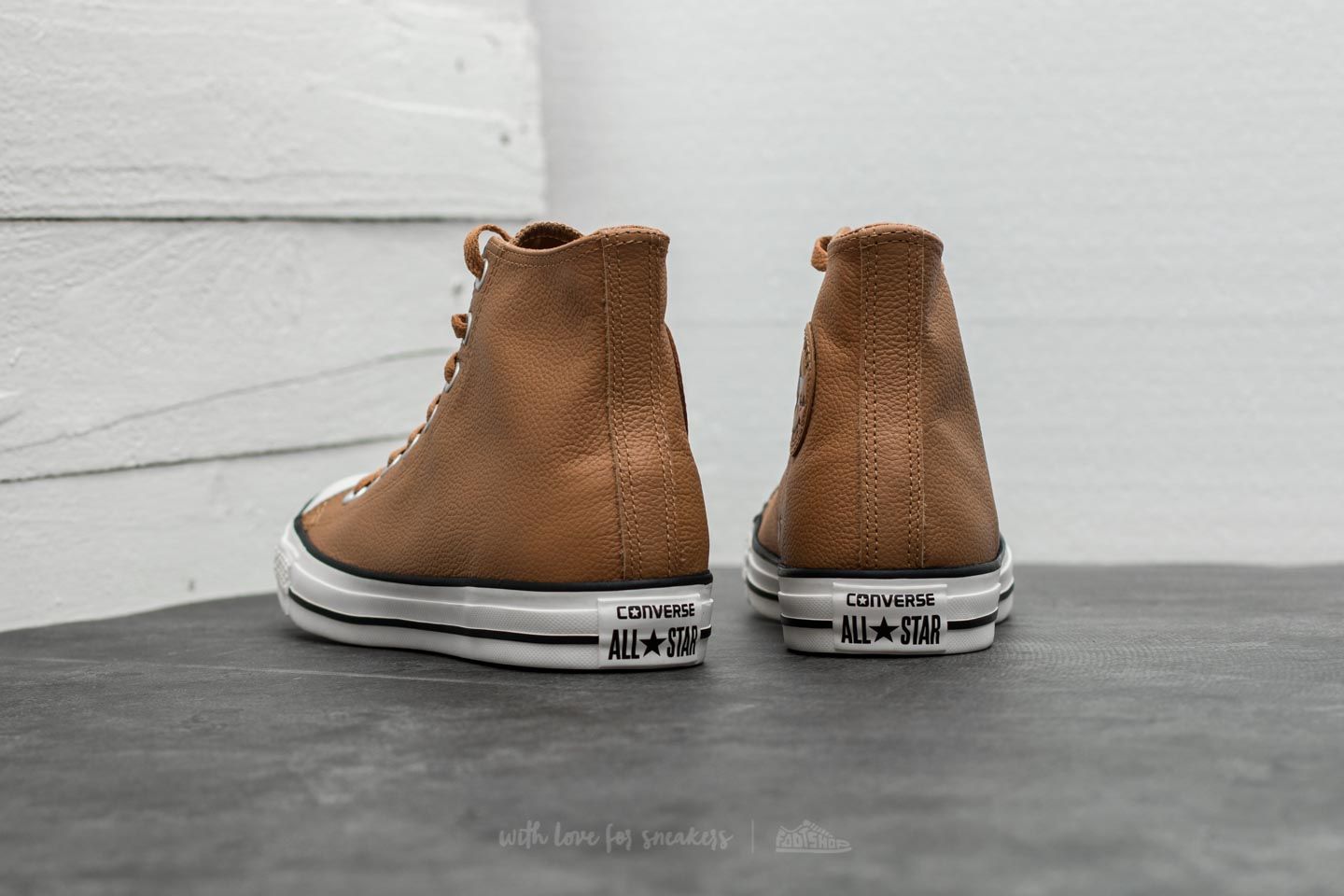Converse chukka deals boot