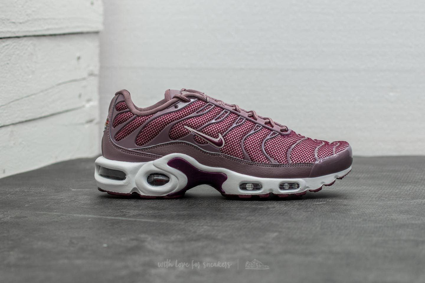 Nike tuned 1 femme deals bordeaux