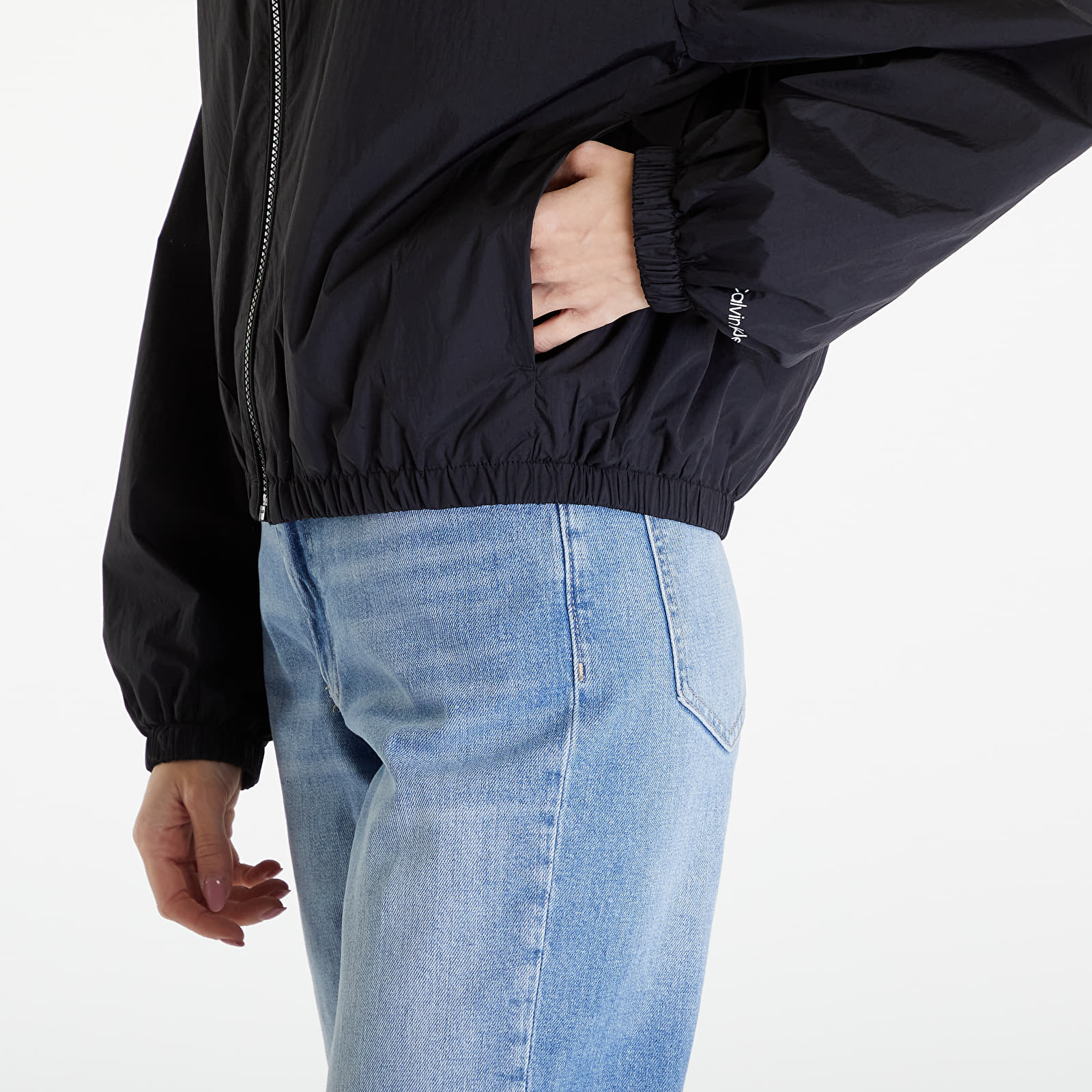Kurtki wiatrówki Calvin Klein Jeans Logo Drawstring Windbreaker Black