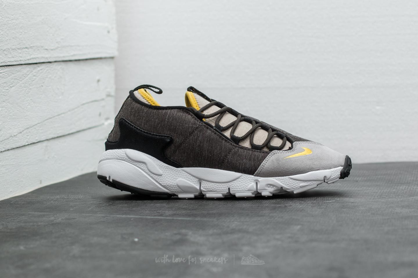 Men s shoes Nike Air Footscape Natural Motion Sequoia Mineral
