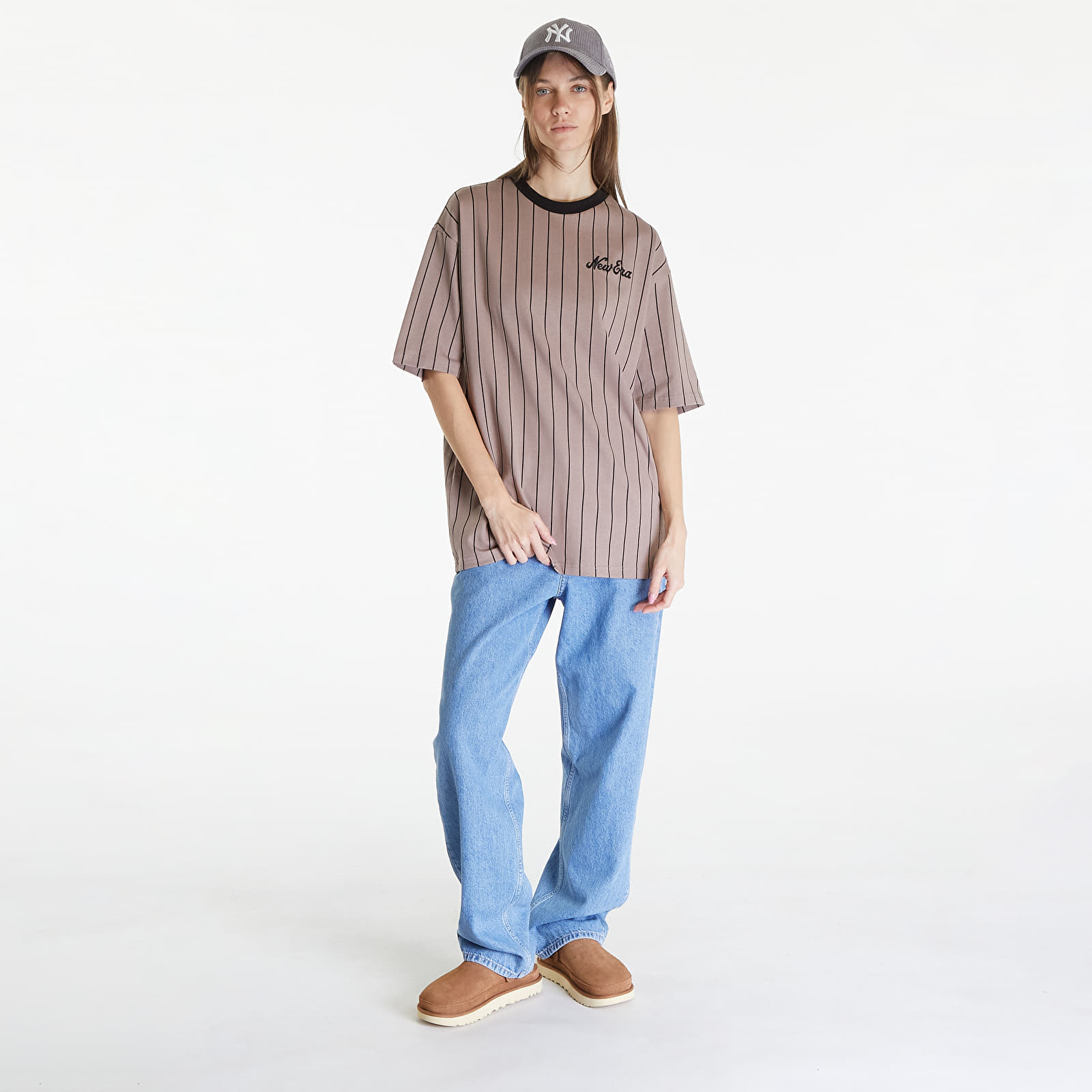   Μπλούζες New Era Pinstripe Oversized T-Shirt UNISEX Ash Brown/ Black