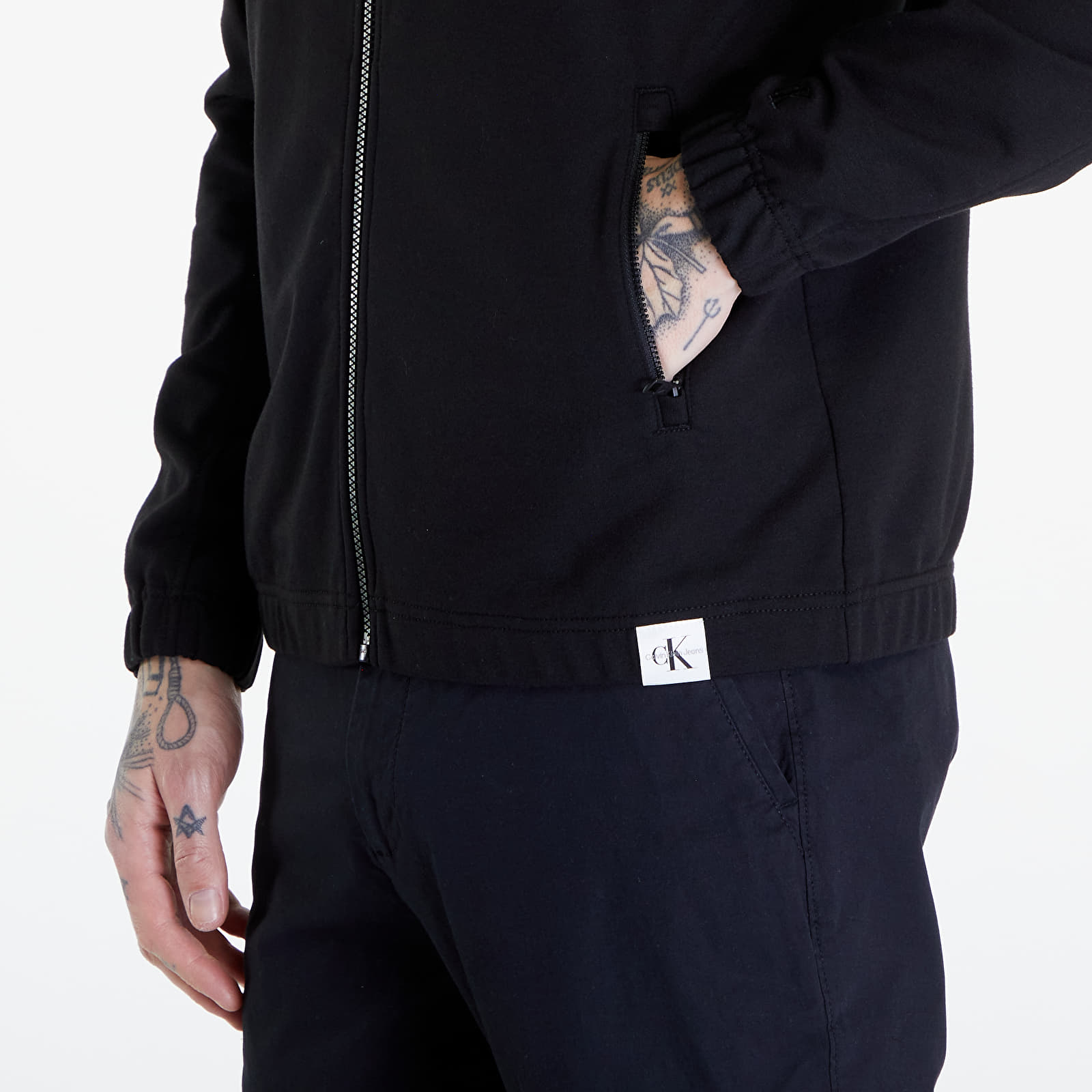 Mikiny Calvin Klein Jeans Woven Tab Zip Through Black