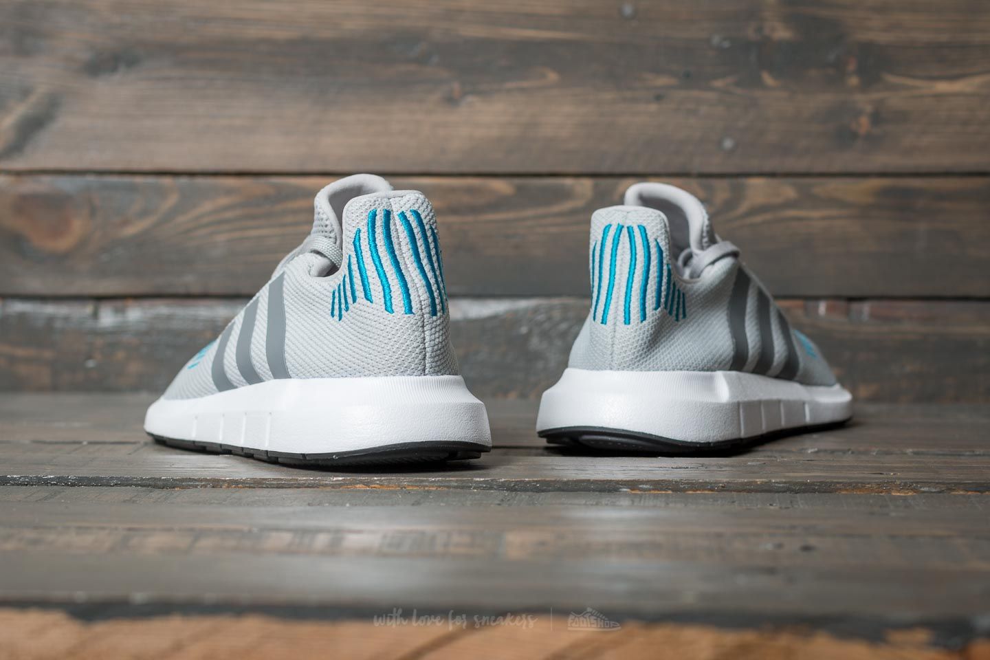 Adidas swift run grey blue discount