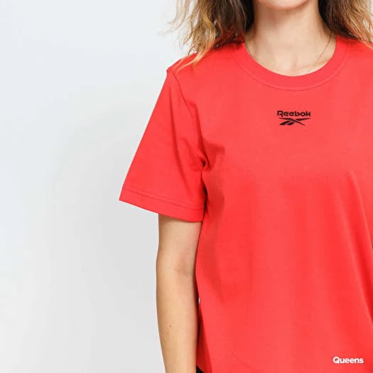 Reebok t 2025 shirt womens red