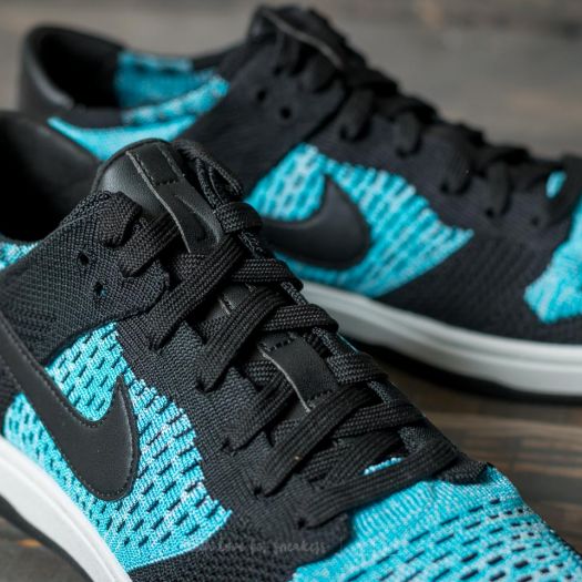 Dunk hotsell flyknit low