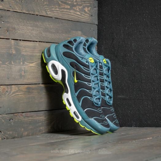 Men s shoes Nike Air Max Plus Black Volt Iced Jade White Footshop