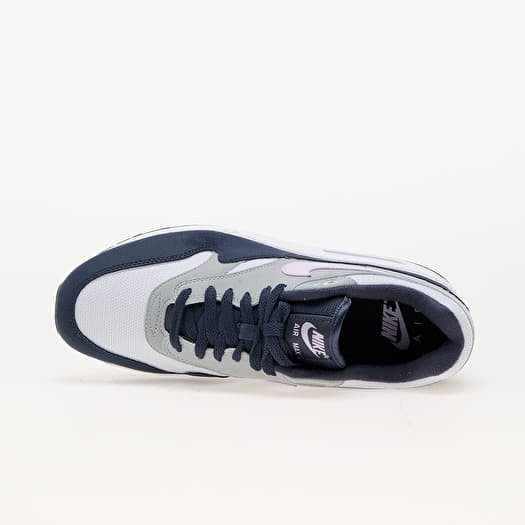 Gray and blue nike shoes deals