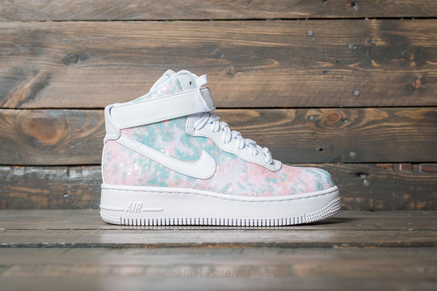 Women s shoes Nike Wmns Air Force 1 Upstep High LX White White Footshop