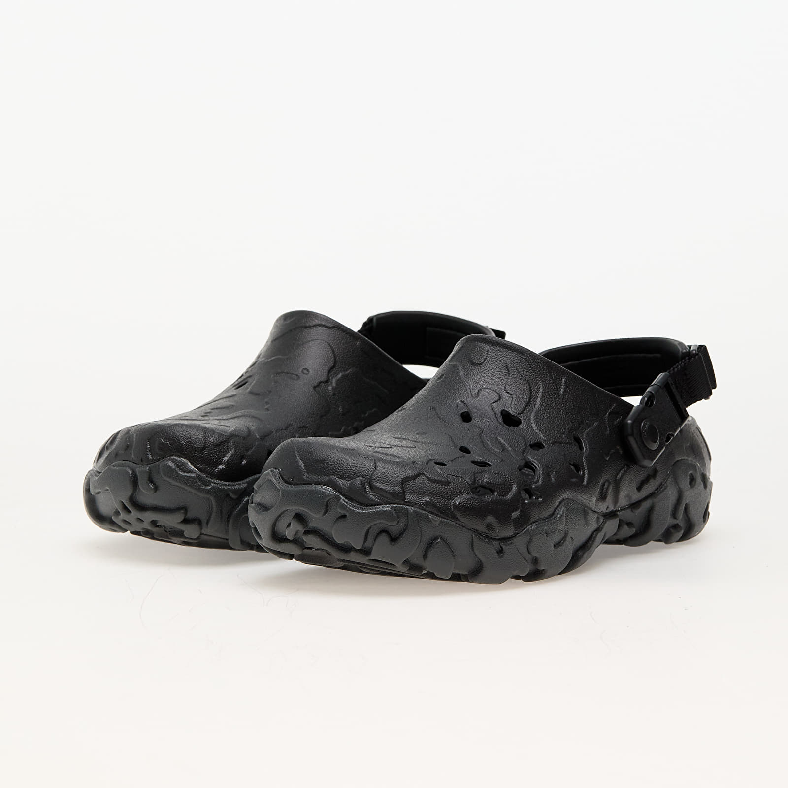 Férfi cipők Crocs All-Terrain Atlas Clog Black/ Black