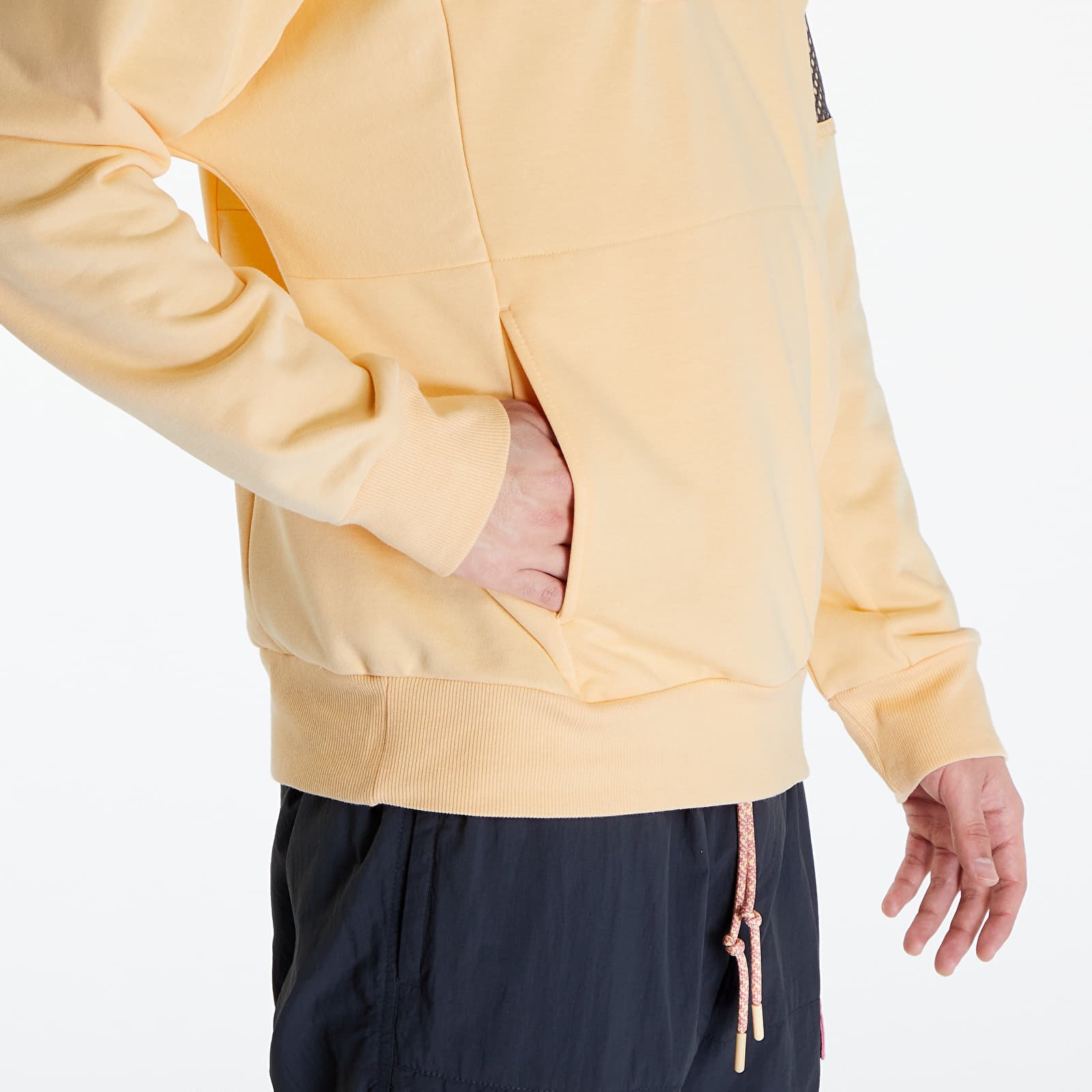 Суичърти Columbia Painted Peak™ 1/4 Zip Sweatshirt Sunkissed