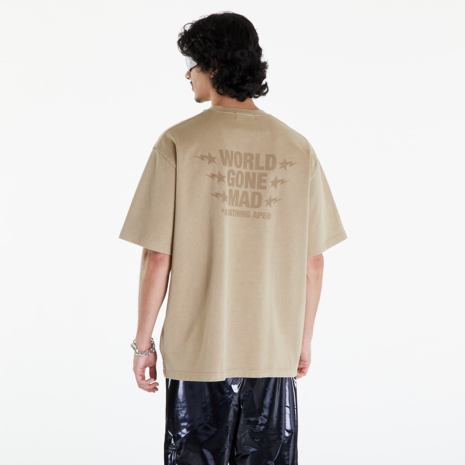 T-shirts A BATHING APE World Gone Mad Garment Dyed Tee Beige