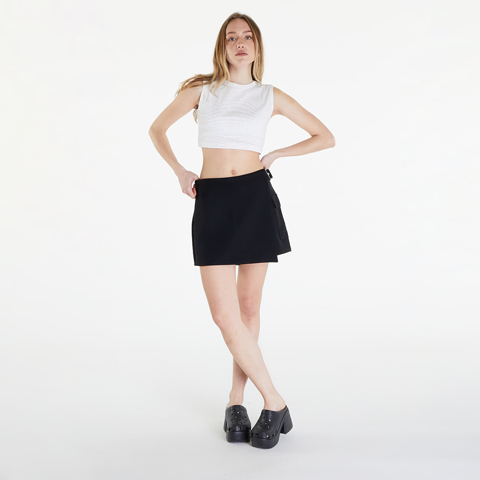 Szorty Calvin Klein Jeans Buckle Wrap Mini Skort Black