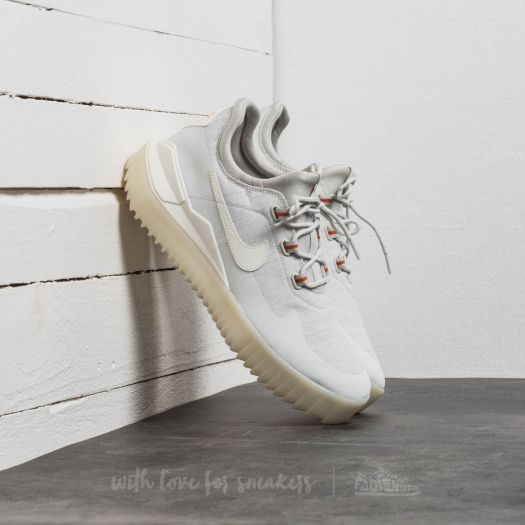 Men s shoes Nike Air Wild Light Bone Sail Sail Footshop