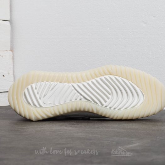Men s shoes Nike Air Wild Light Bone Sail Sail Footshop