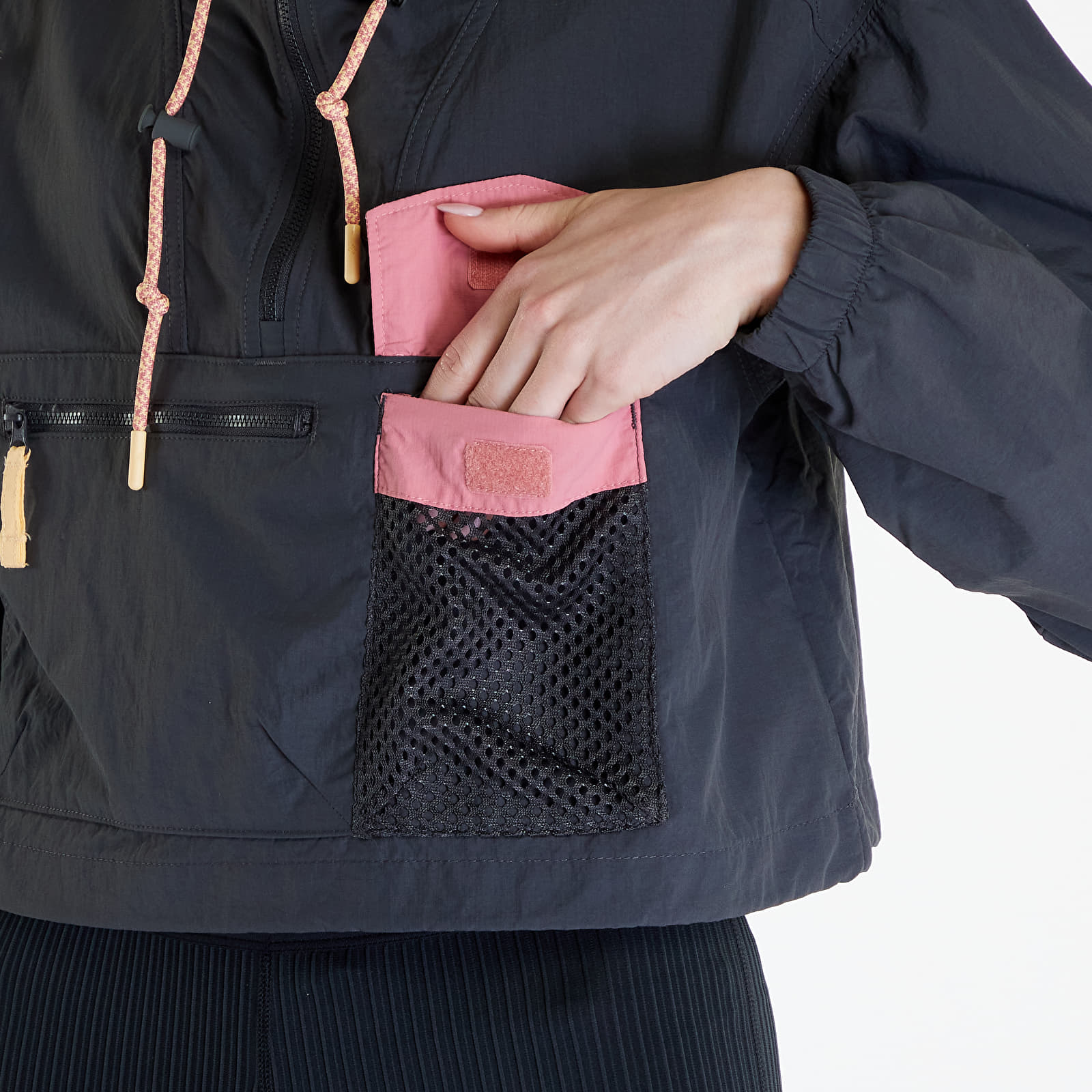 Valmentajan takit Columbia Painted Peak™ Cropped Wind Jacket Shark/ Pink Agave