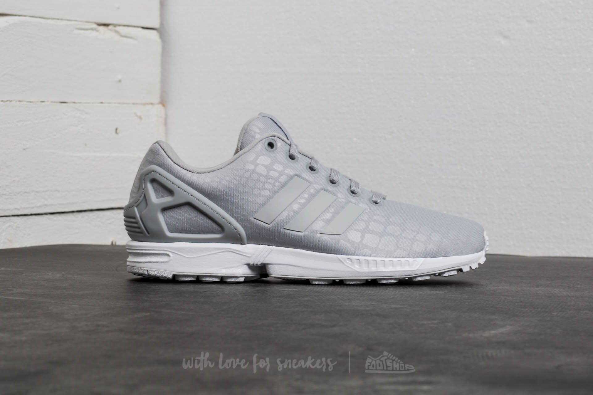 Women s shoes adidas ZX Flux W Grey Two Grey Two Ftw White