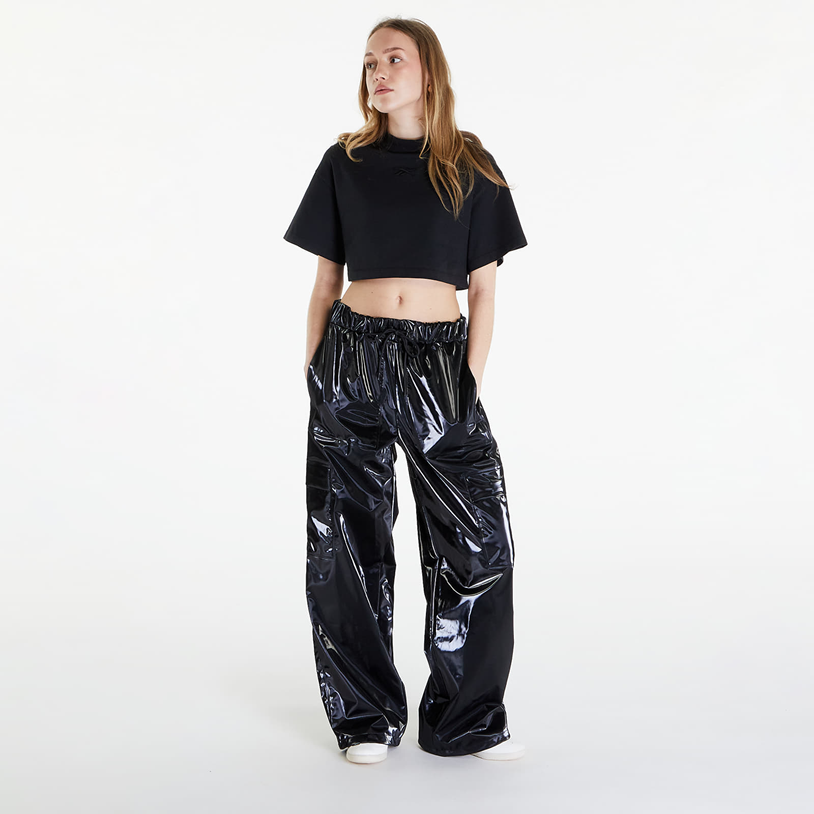 T-Shirts Reebok Washed Cropped Tee  Washed Black