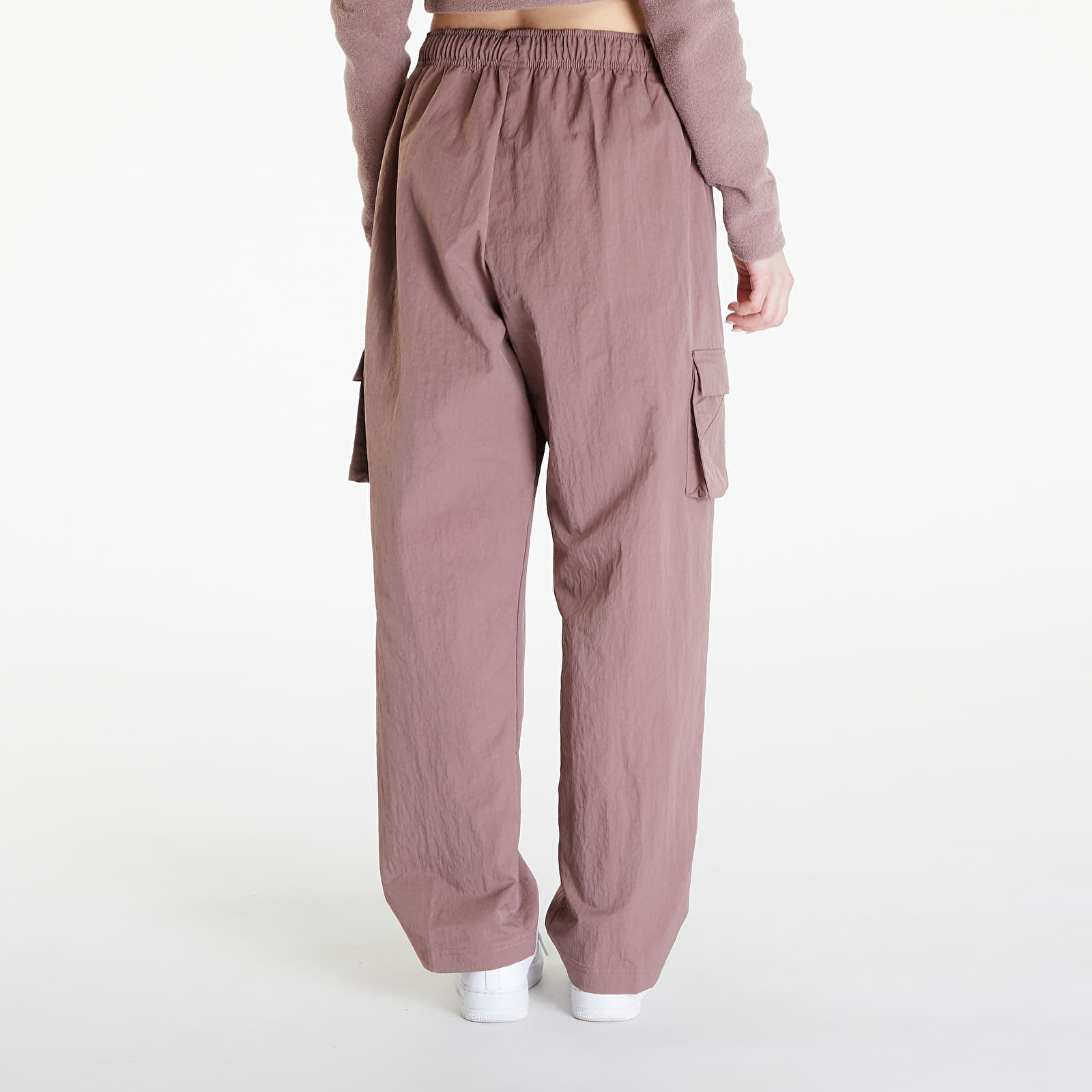 Džíny a kalhoty Nike Sportswear Essential Women's High-Rise Woven Cargo Pants Smokey Mauve/ Black