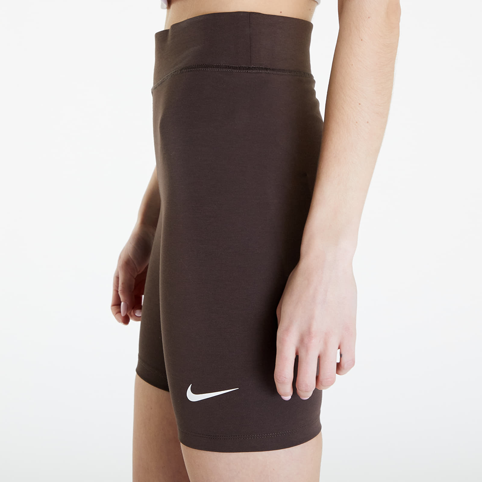 Shortsid Nike Sportswear Classics Women's High-Waisted 8" Biker Shorts Baroque Brown/ Sail
