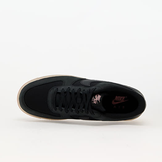 Nike air force 1 07 trainers black clearance