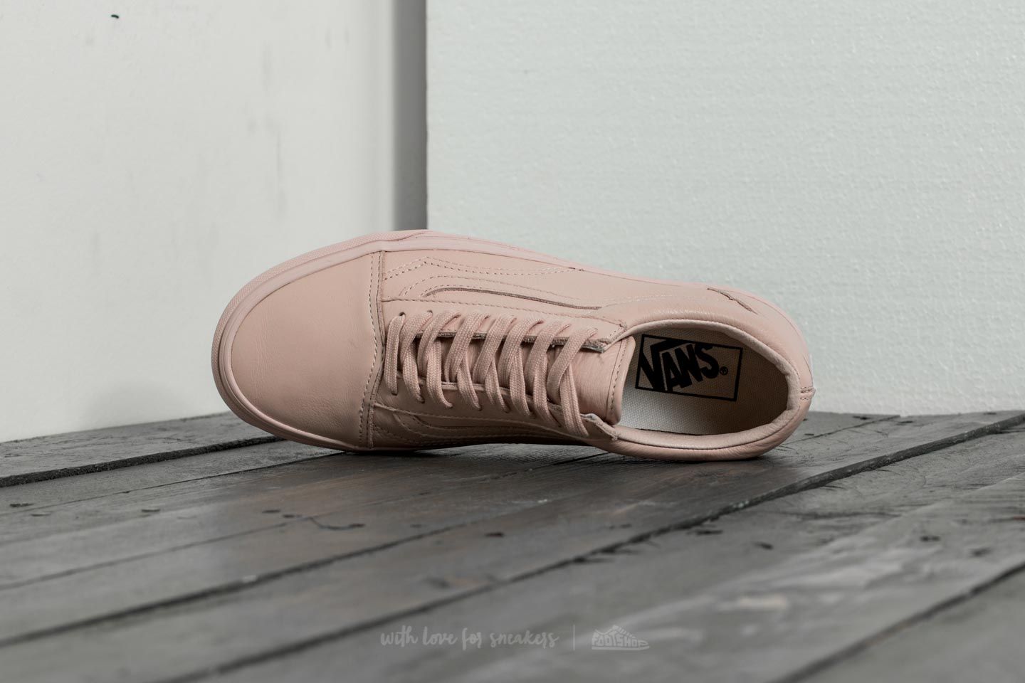 Vans rose men 2025