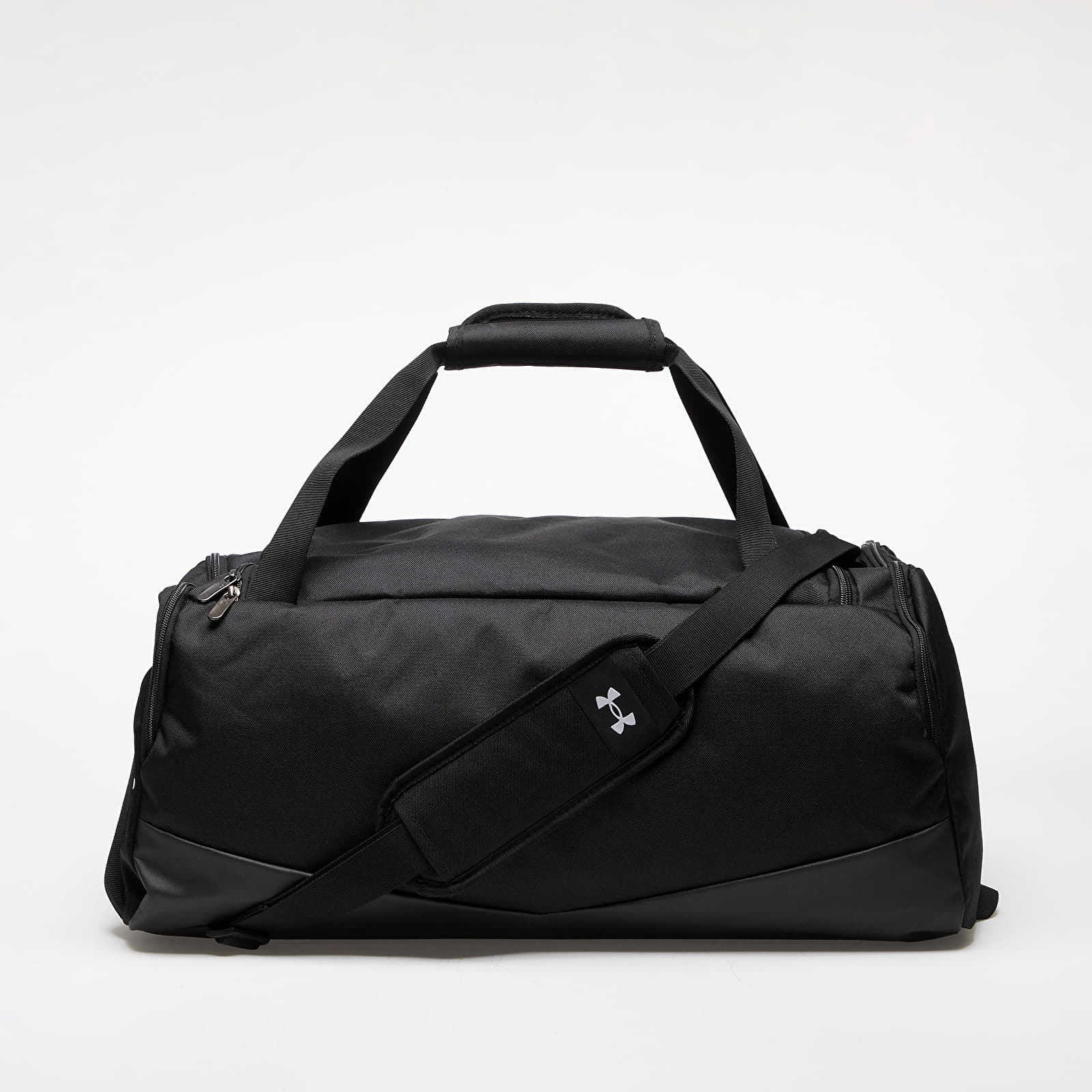 Duffle bag Under Armour Undeniable 5.0 Duffle S-M Bag Black/ Black/ Metallic Silver