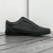 Laceless vans old skool 2025