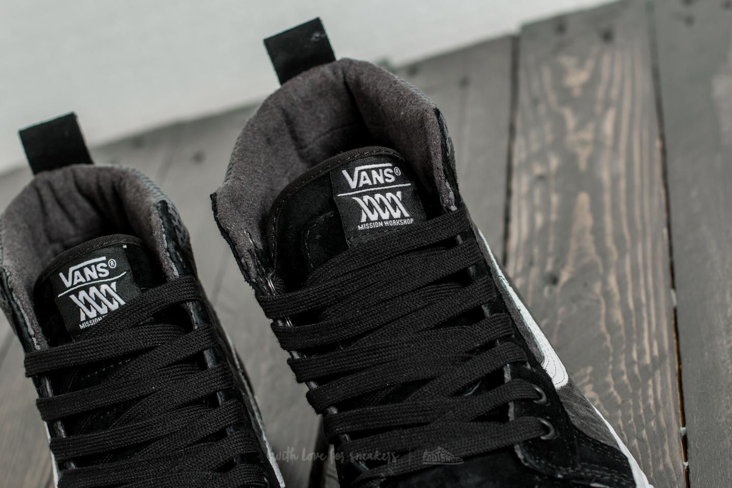 Men's shoes Vans SK8-Hi MTE DX (Mission Workshop) Black/ Asphalt/ White
