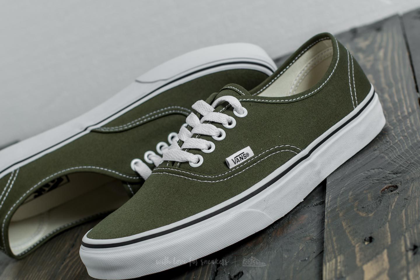 Vans authentic discount winter moss