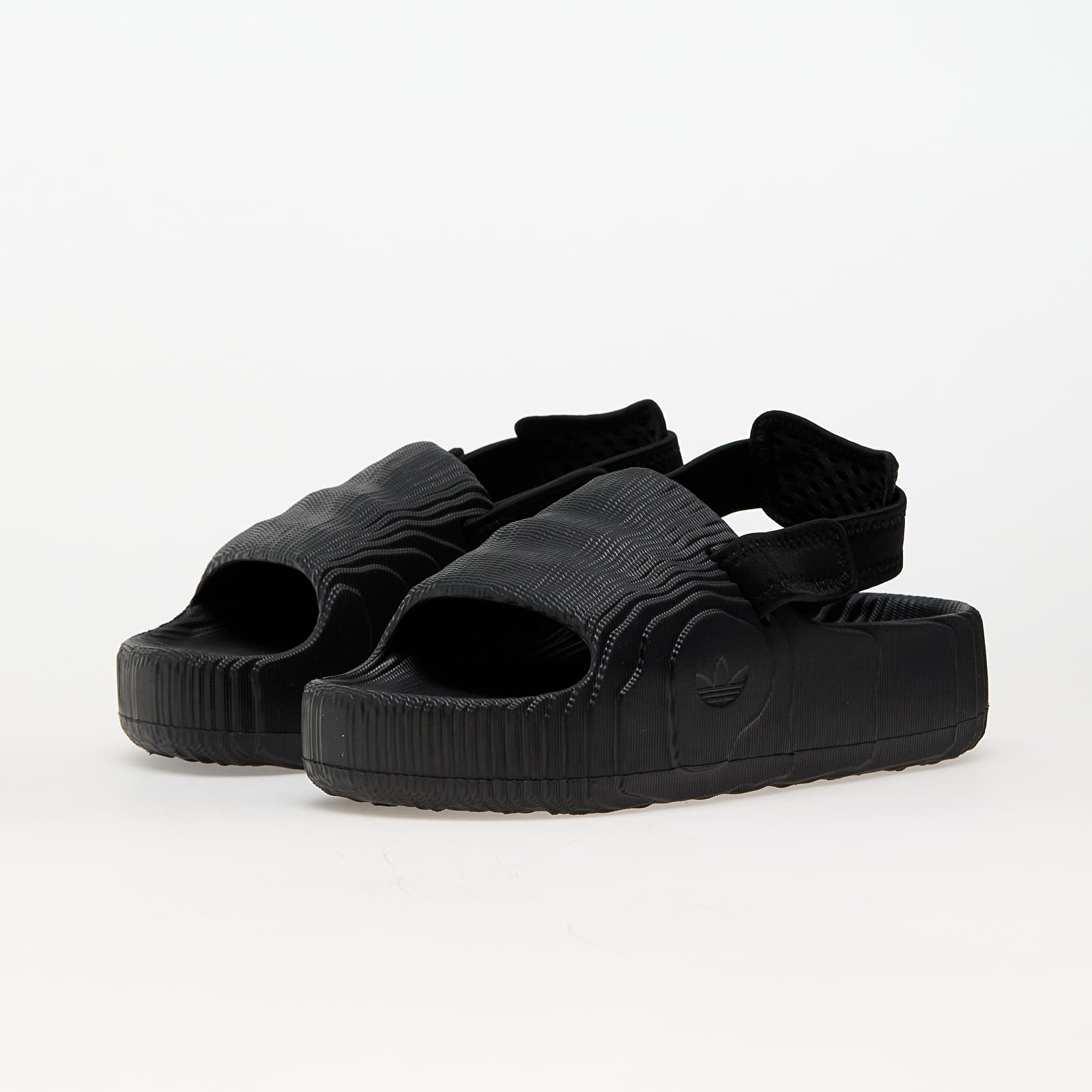 Damen Sneaker und Schuhe adidas Adilette 22 Xlg W Core Black/ Core Black/ Core Black