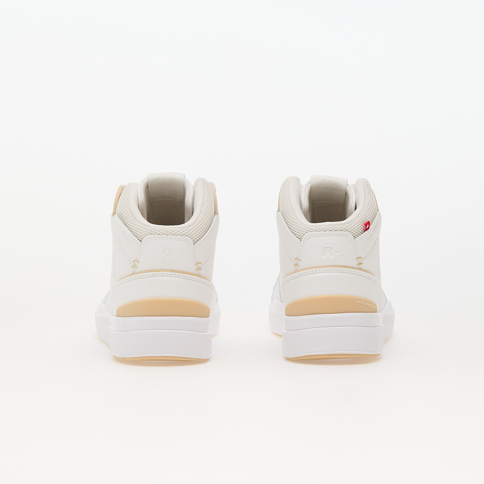 Chaussures et baskets femme On W The Roger Clubhouse Mid White/ Savannah
