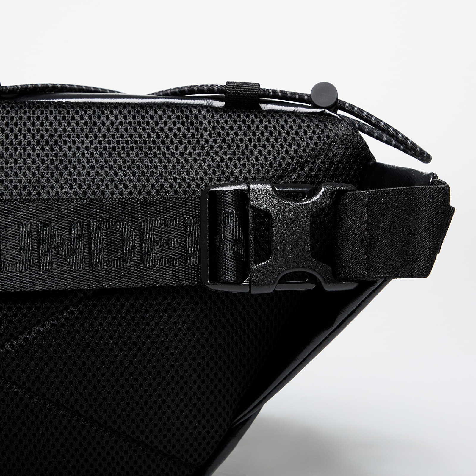 Gürteltaschen Under Armour Summit Waist Bag Black