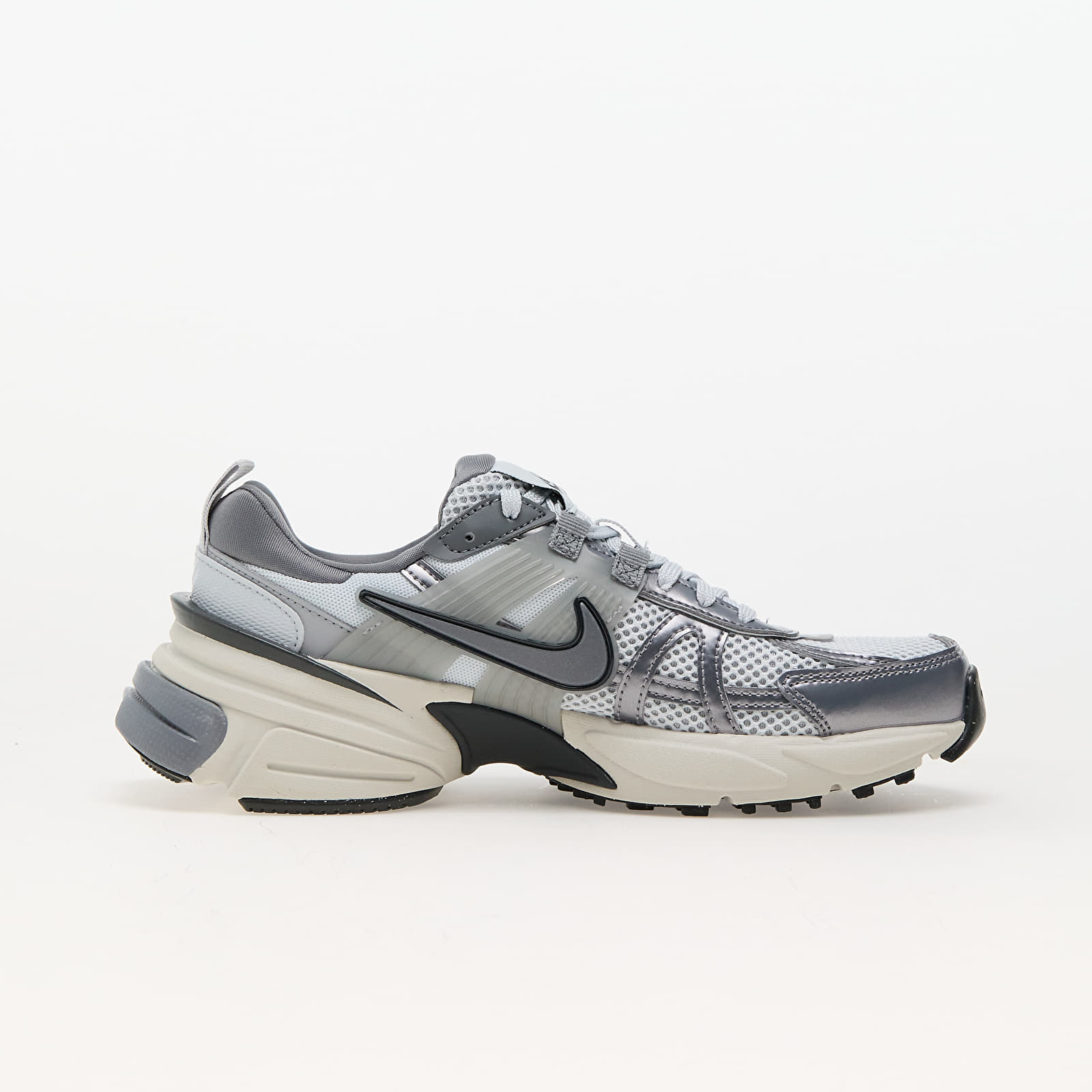 Damen Sneaker und Schuhe Nike W V2K Run Pure Platinum/ Mtlc Cool Grey-Wolf Grey