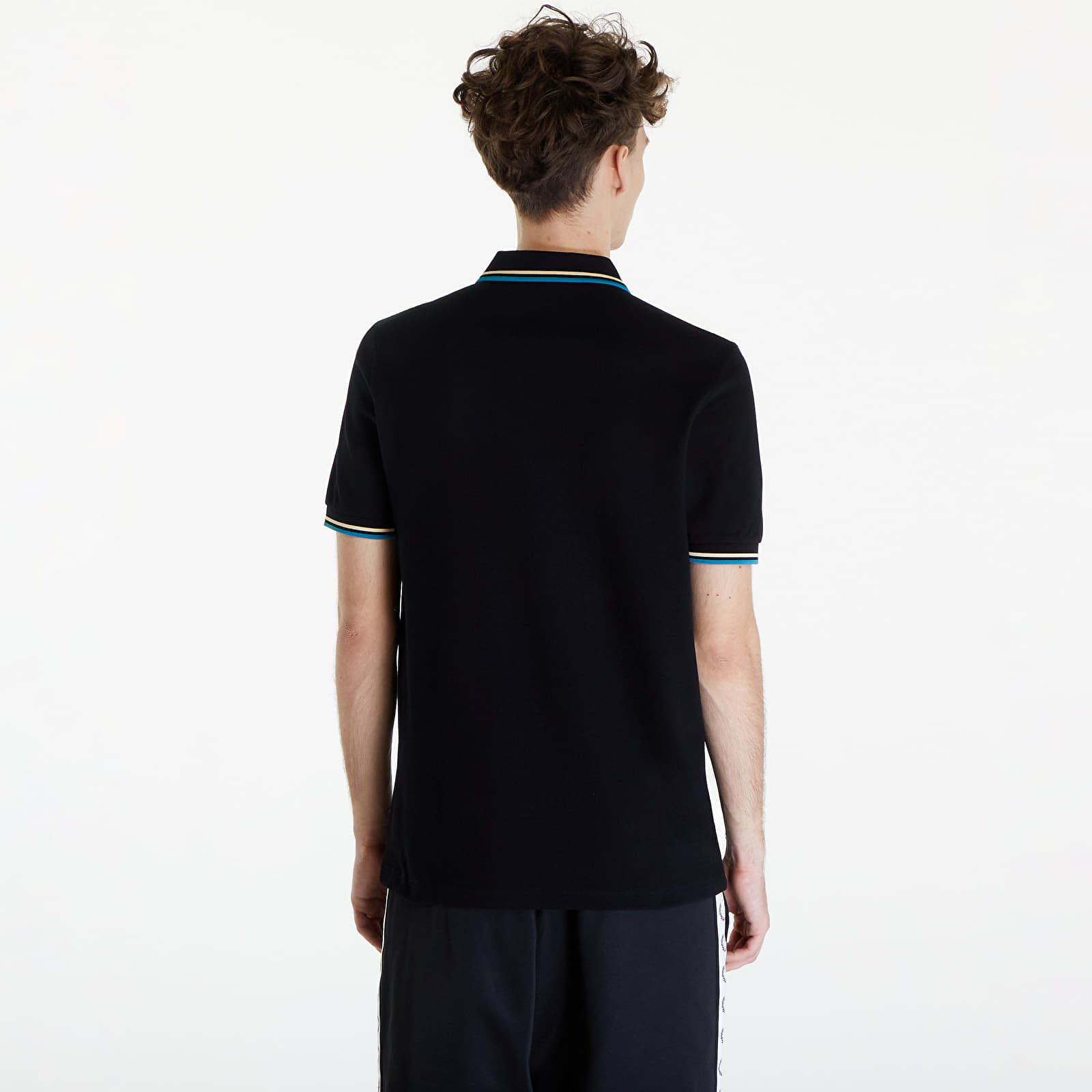 Koszulki FRED PERRY Twin Tipped Fred Perry Shirt Black/ Ice Cream/ Cyber Blue