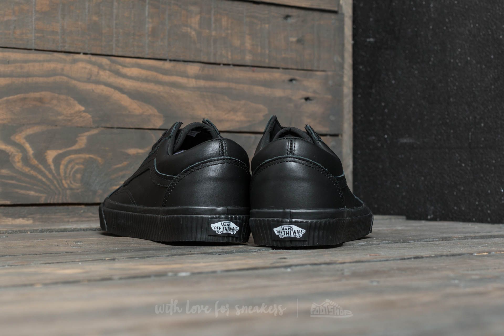 Vans old skool black mono top leather