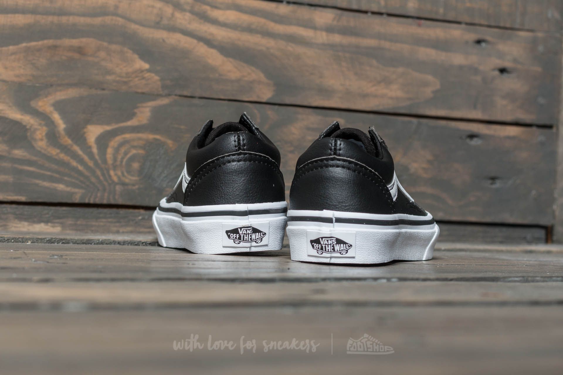 Adidași și încălțăminte pentru copii Vans Old Skool (Classic Tumble) Black/ True White
