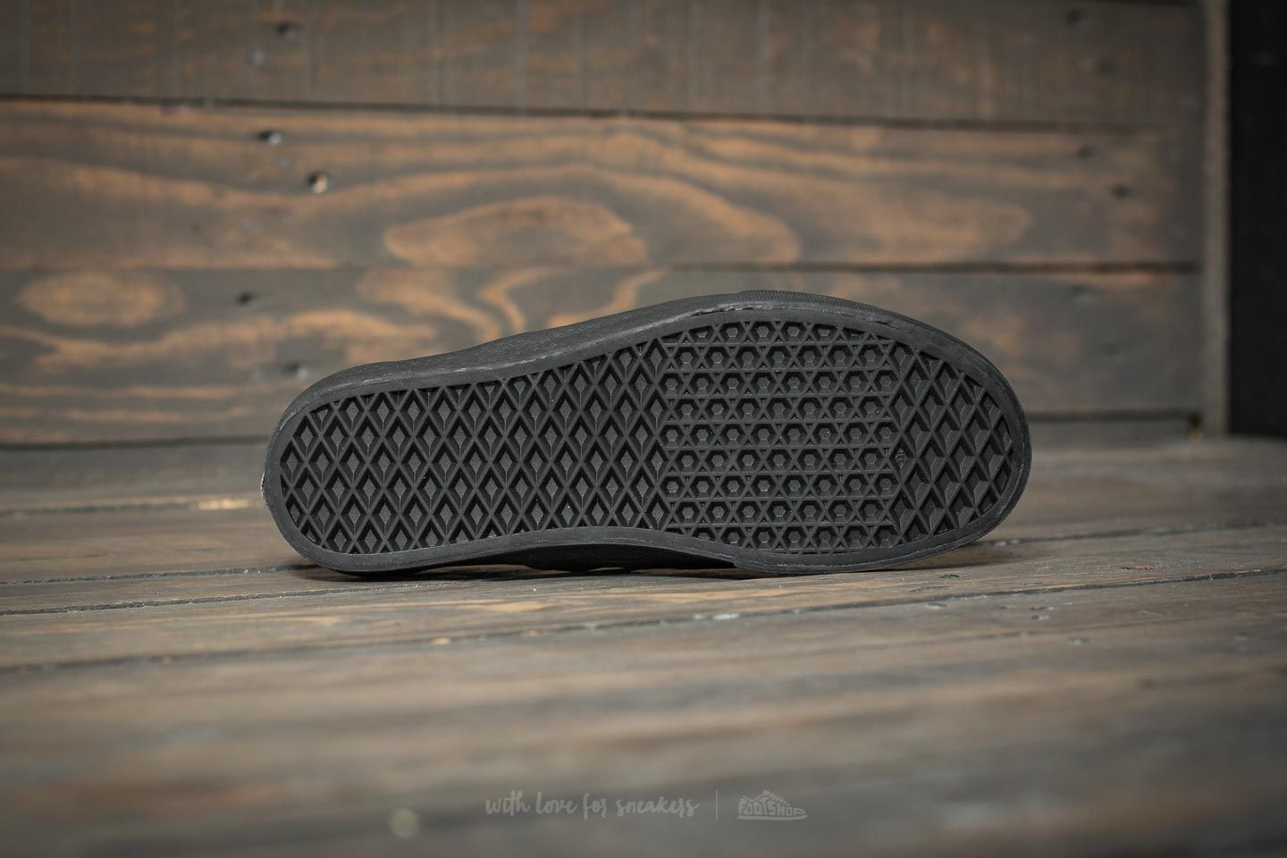 Férfi cipők Vans x Karl Lagerfeld Classic Slip-On Black/ Kqult