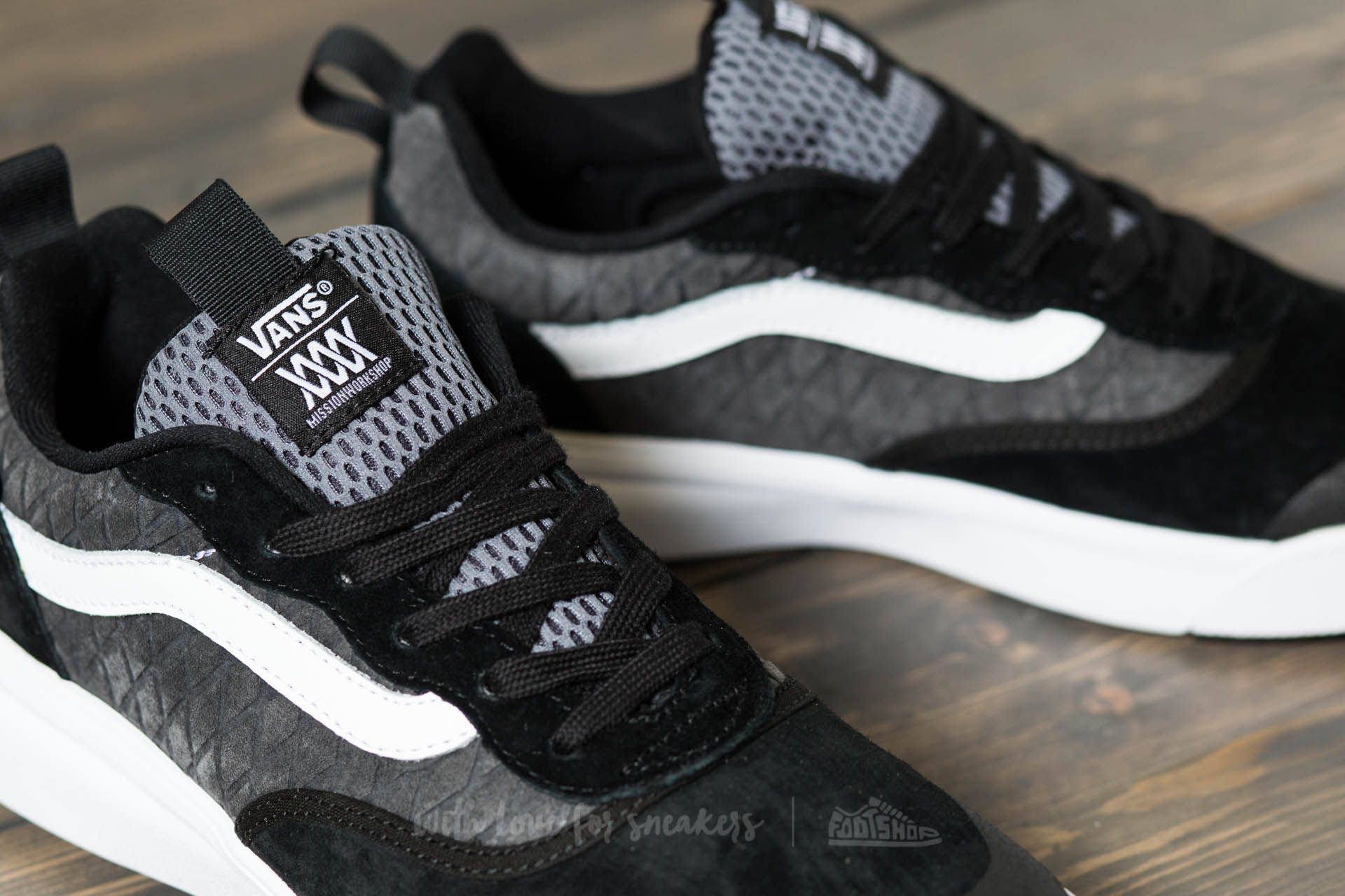 Meeste kingad Vans UltraRange MTE (Mission Workshop) Black/ Asphalt