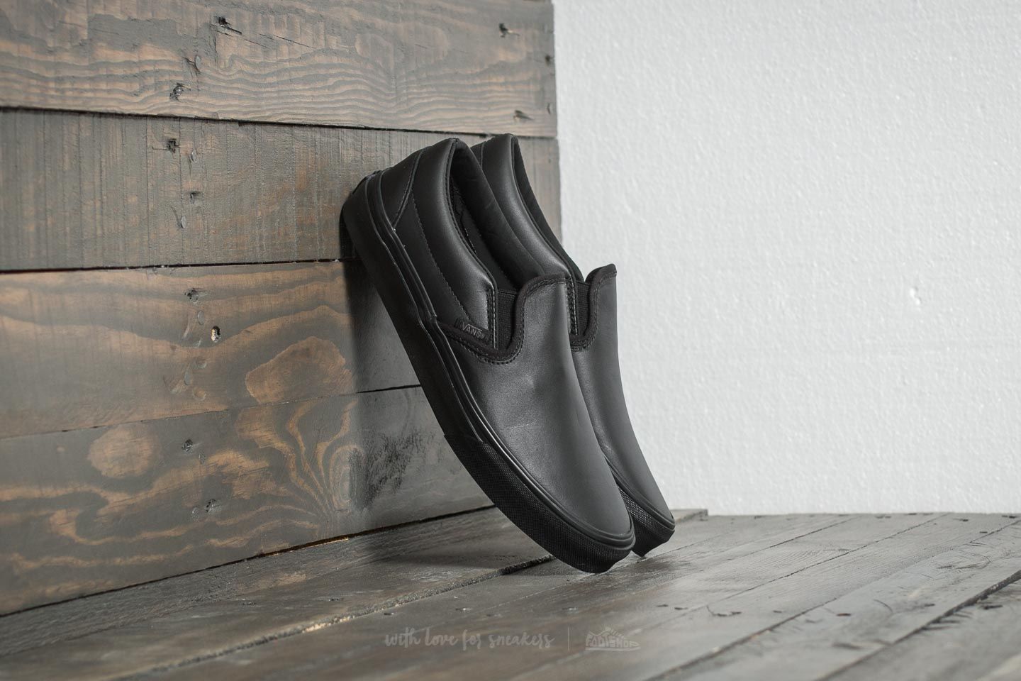 Leather slip on vans uk outlet