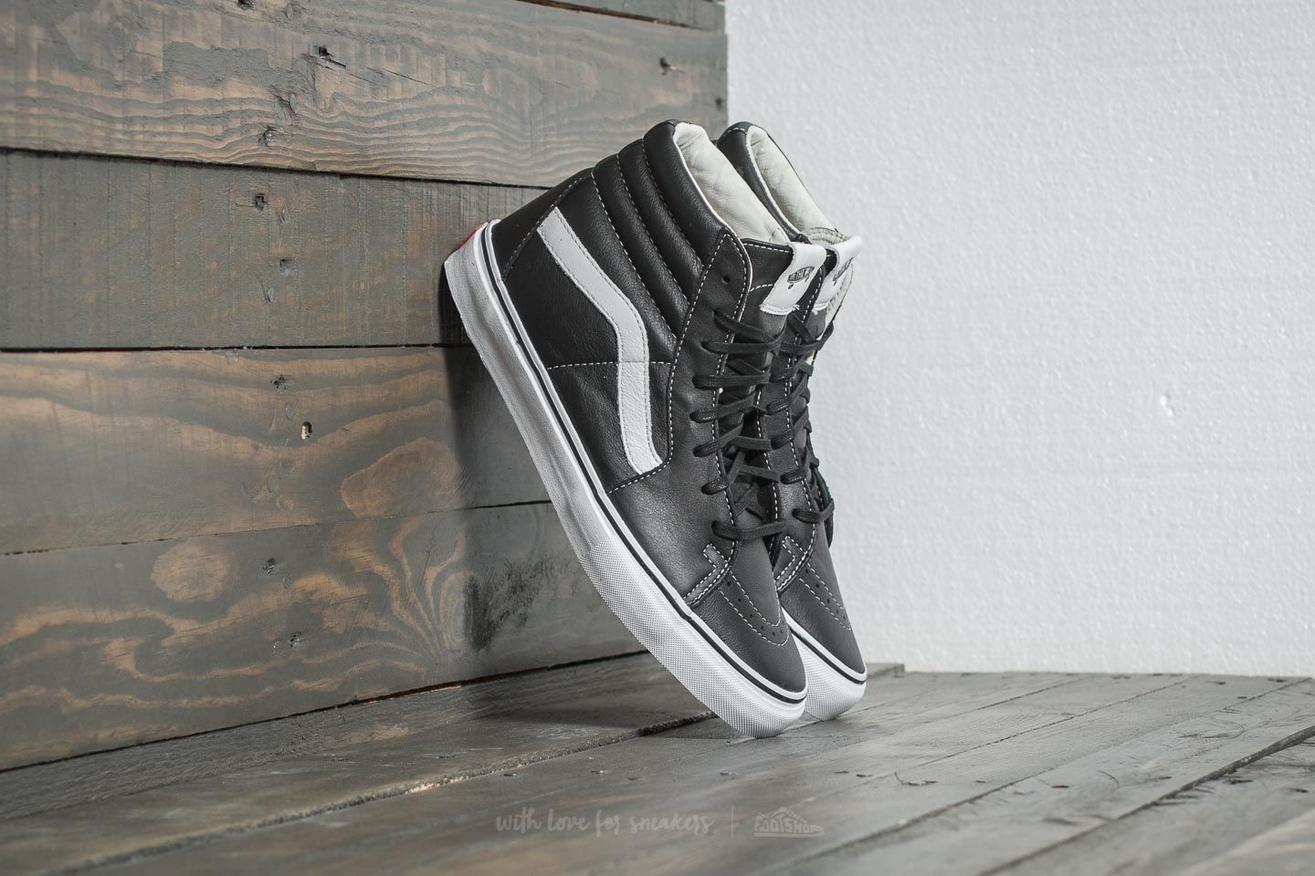 Men's shoes Vans SK8-Hi LX Vault Black