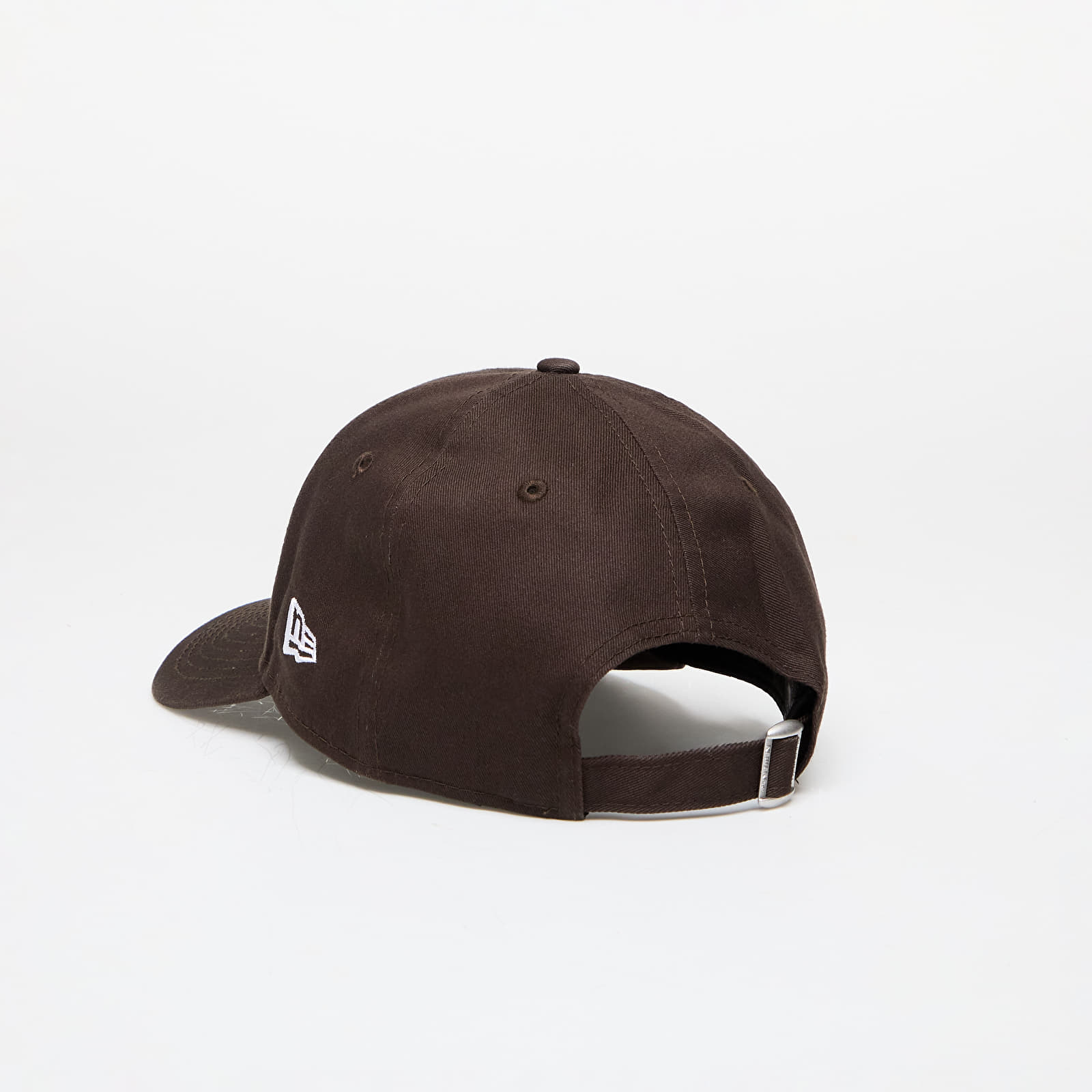 Sapkák New Era New York Yankees League Essential 9FORTY Adjustable Cap Dark Brown