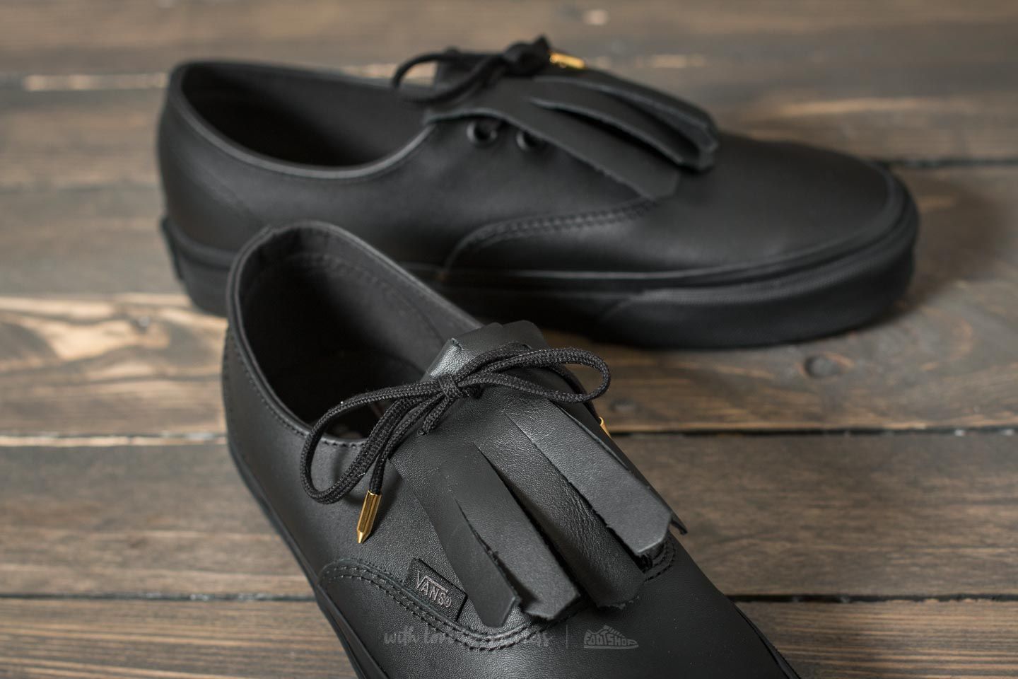 Dámské tenisky a boty Vans Authentic Fringe (Leather) Black/ Gold