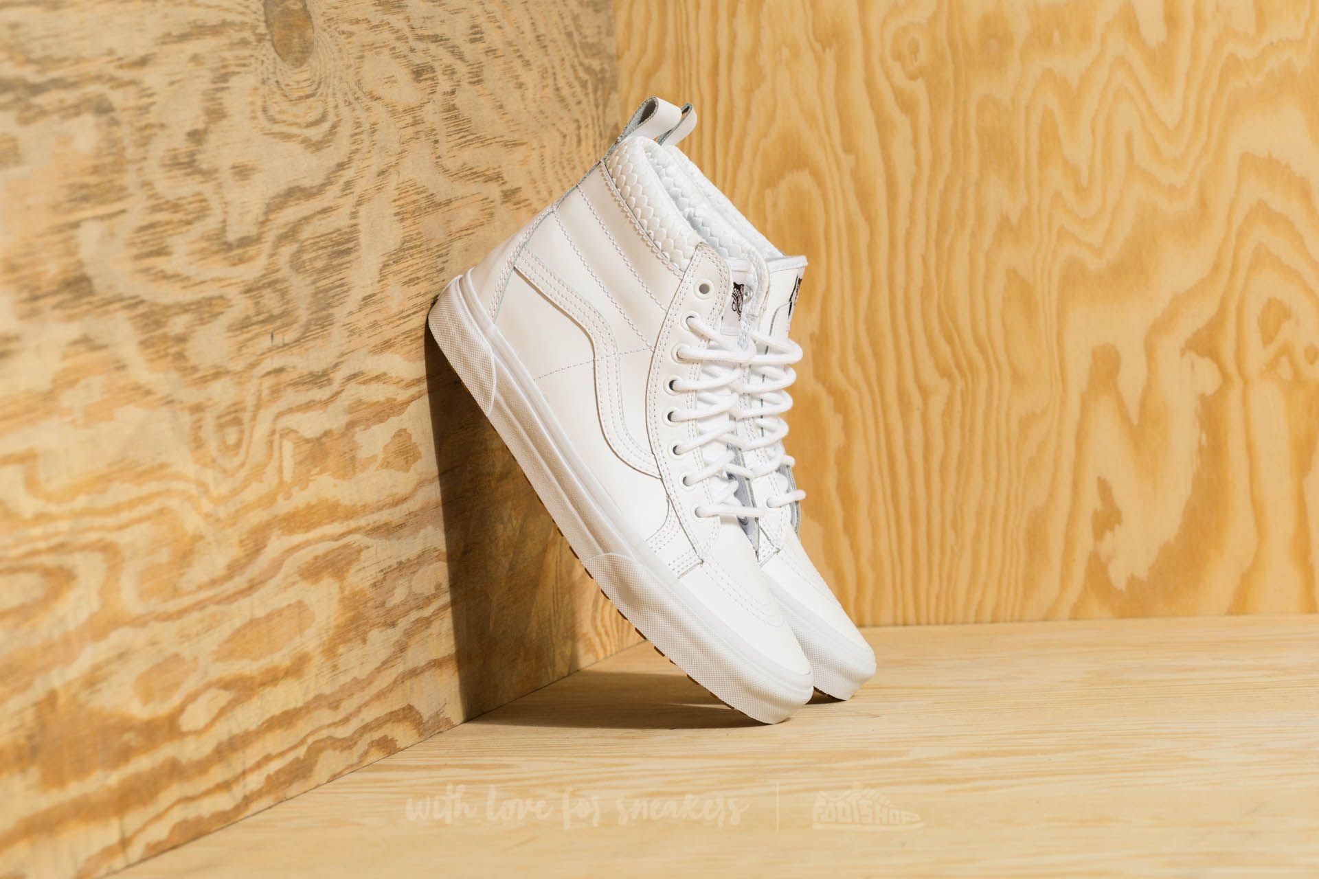 Vans sk8 hi mte white store