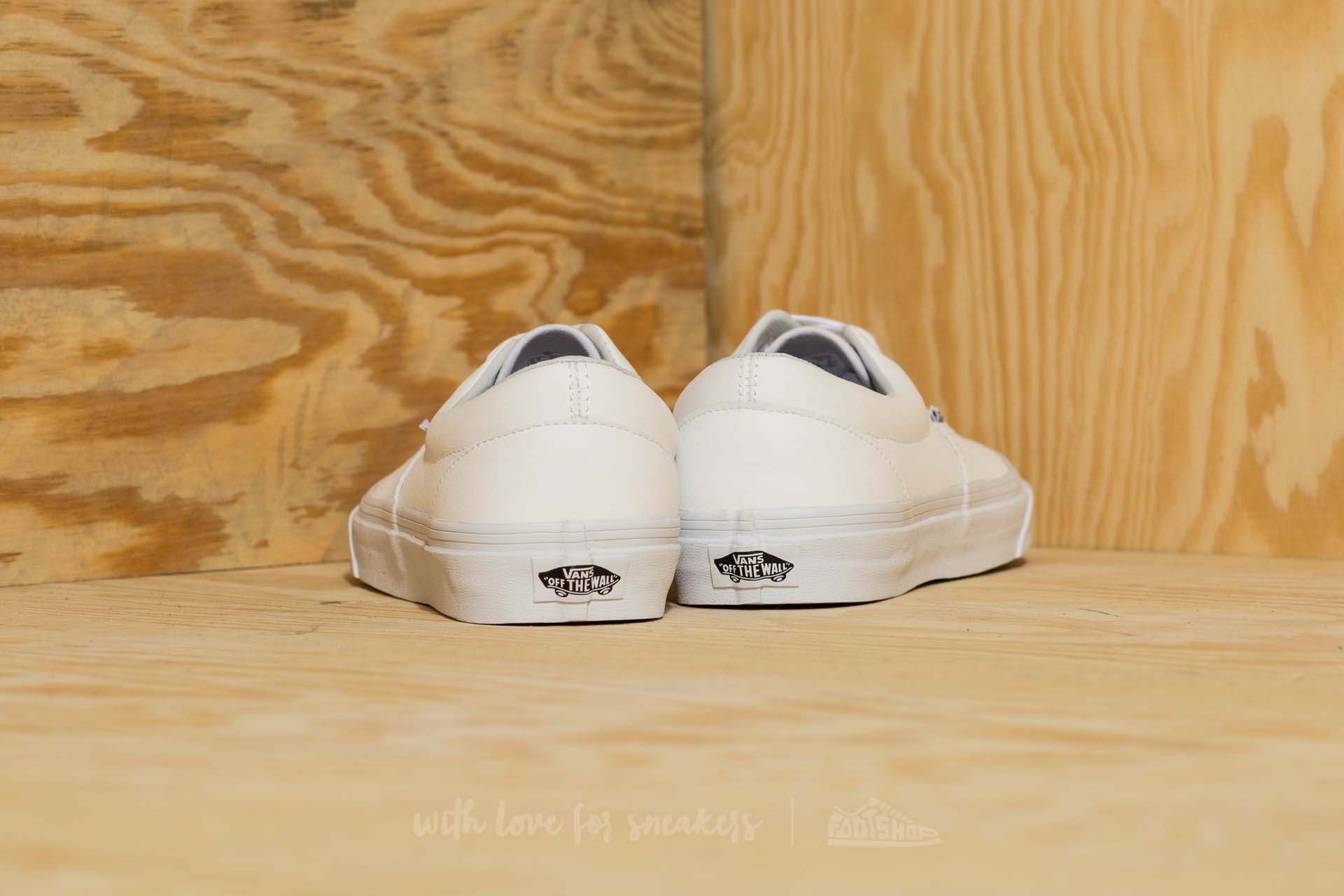 Men s shoes Vans Era Classic Tumble True White Footshop