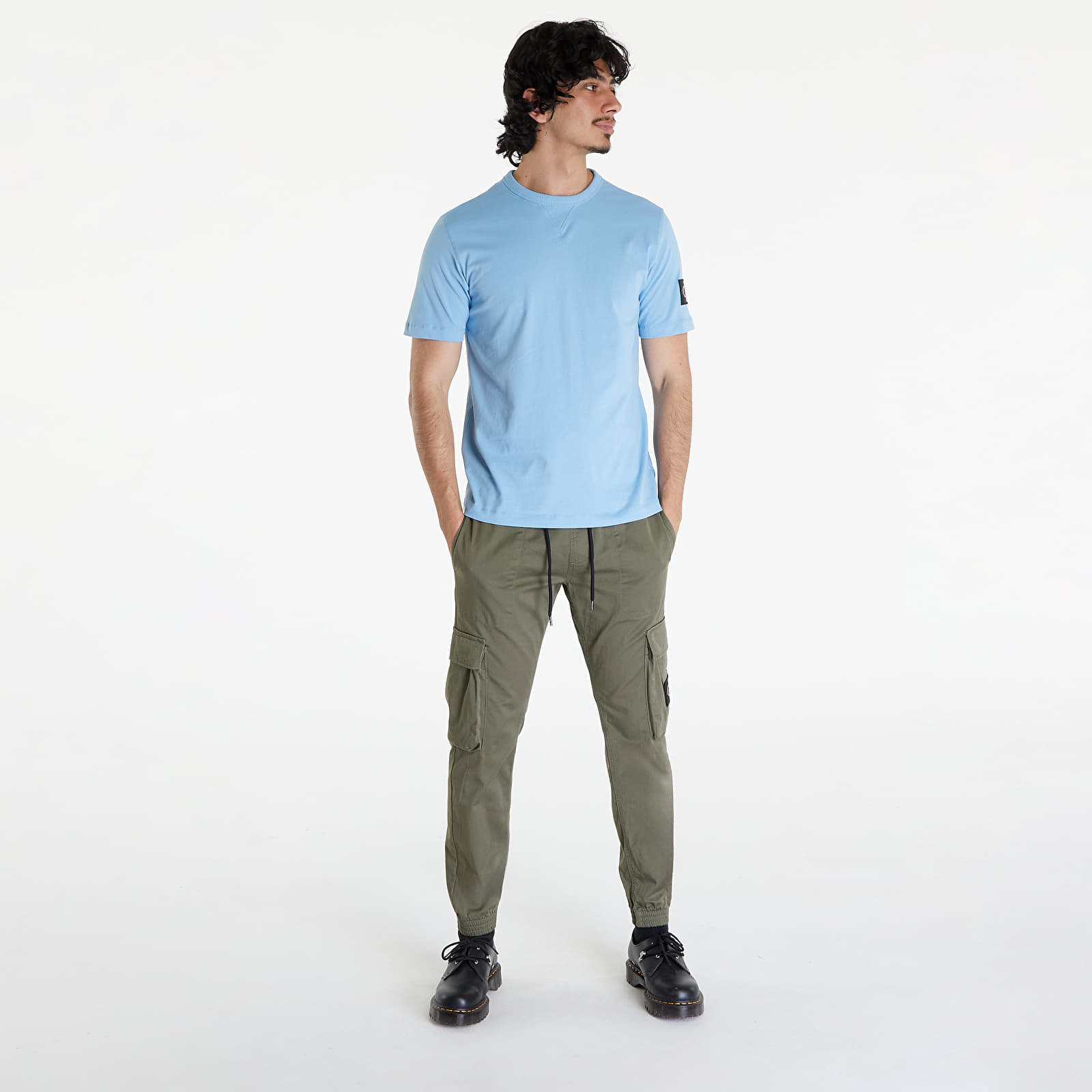 Trička Calvin Klein Jeans Badge Regular T-Shirt Dusk Blue