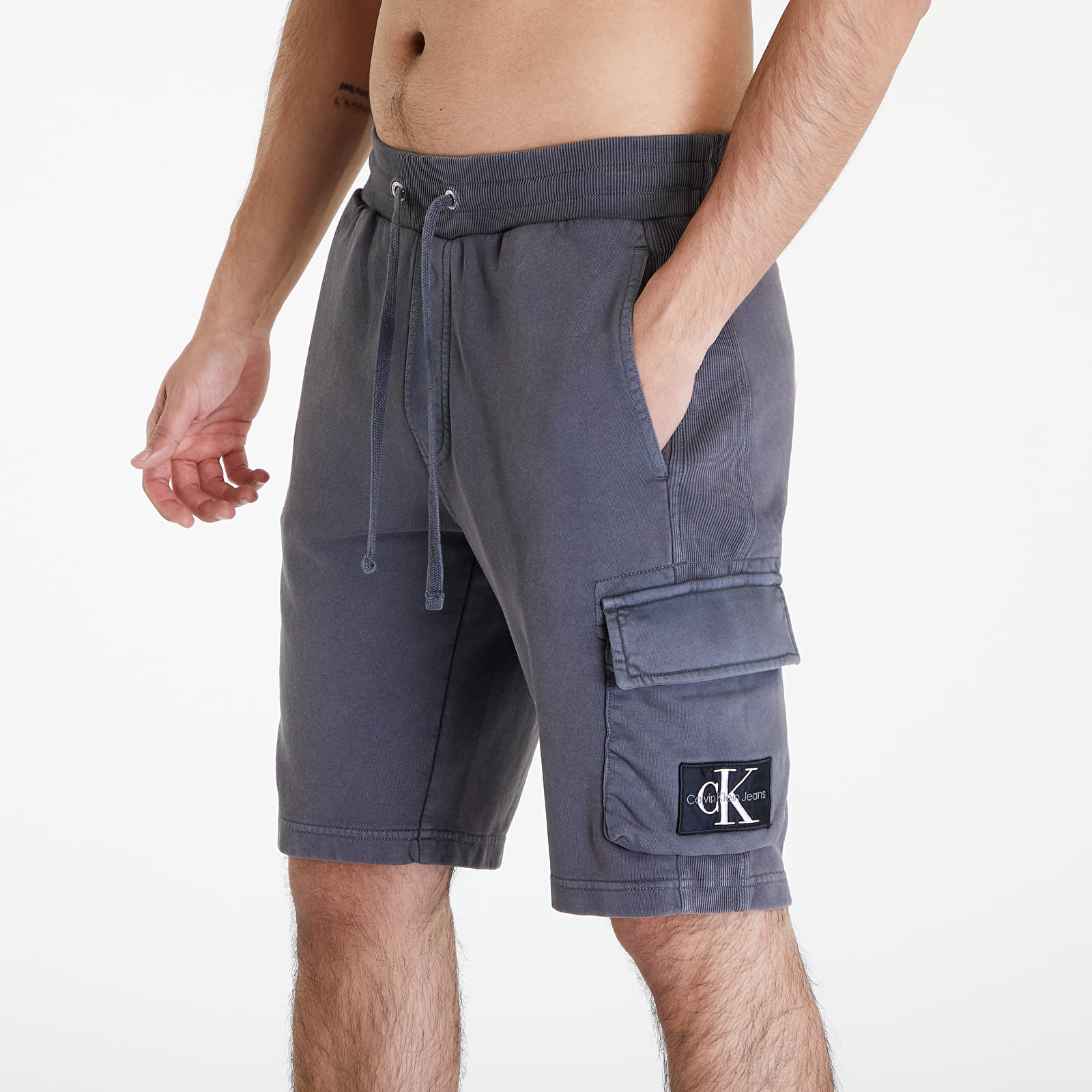 Šortky Calvin Klein Jeans Washed Badge Shorts Gray