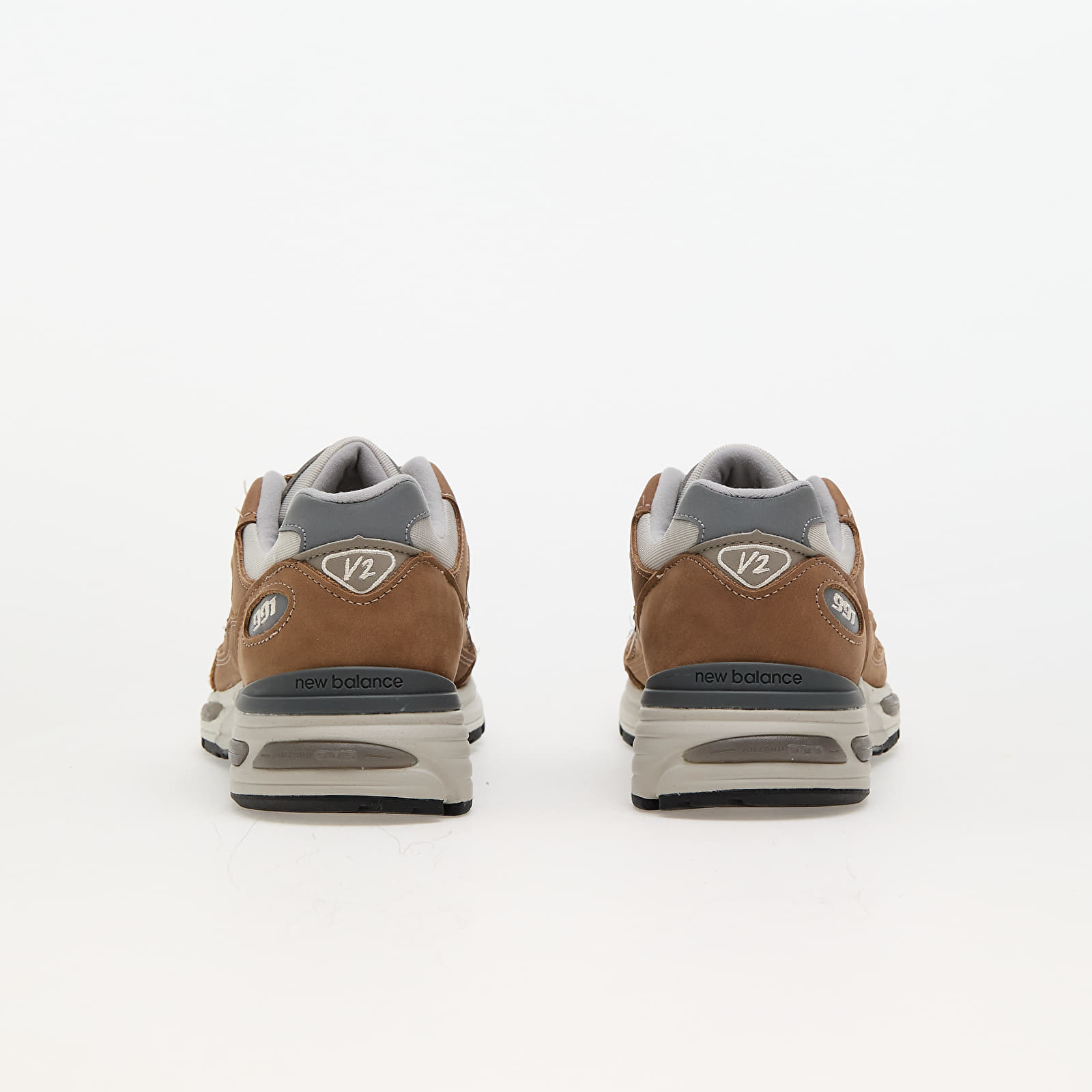 New Balance Brown Made in UK 991v2 Nostalgic Sepia Sneakers