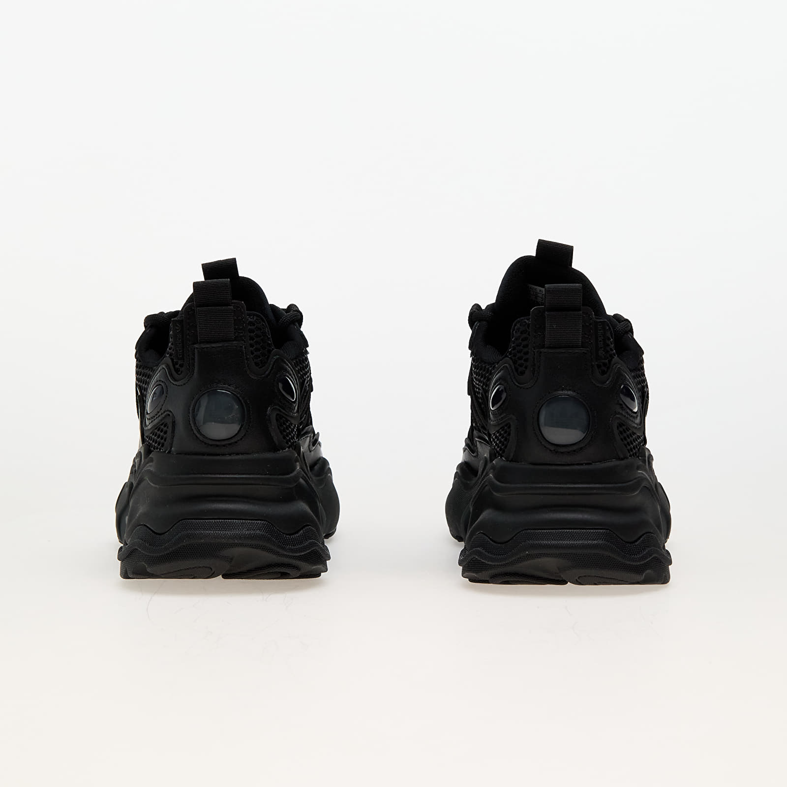 Women's shoes adidas Ozthemis W Core Black/ Core Black/ Carbon