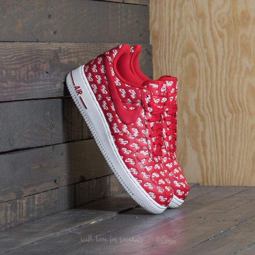 Nike air force 1 07 qs red deals