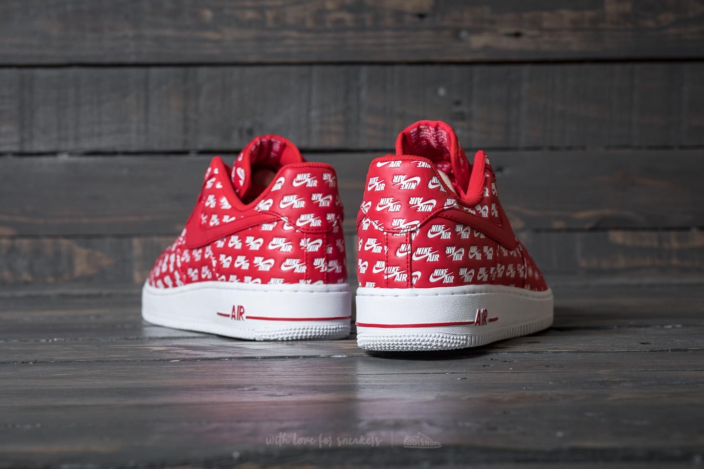 Férfi cipők Nike Air Force 1 ´07 QS University Red/ University Red